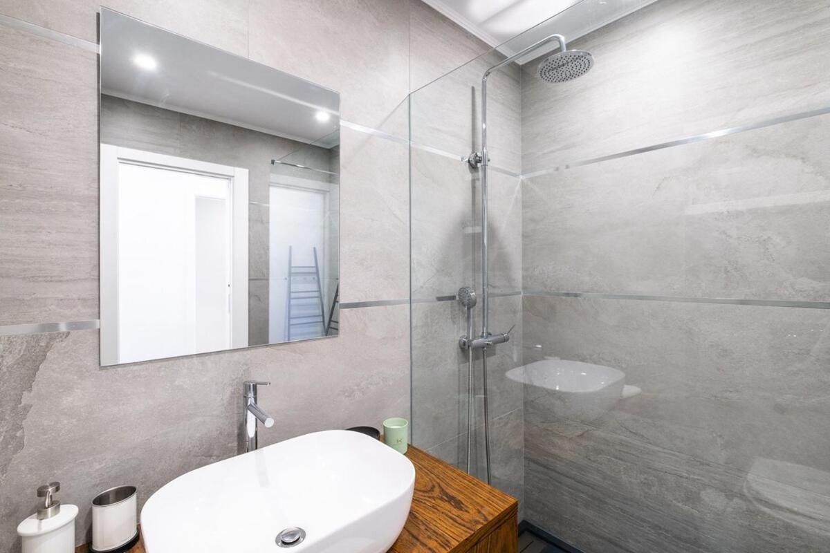 Benjamin Apartment ギーア エクステリア 写真